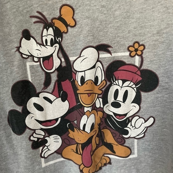 Disney Vintage Character Varsity Pullover Sweatshirt Size Medium - Picture 2 of 6